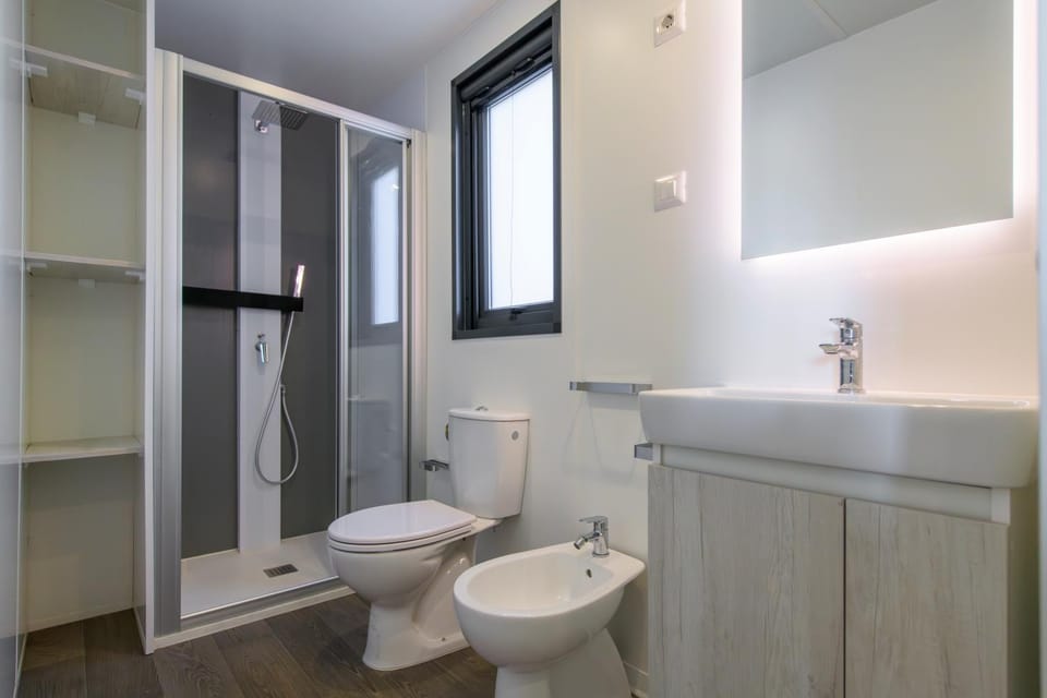 Camping Fontanelle Campground/ 
RV Resort in Lake Garda