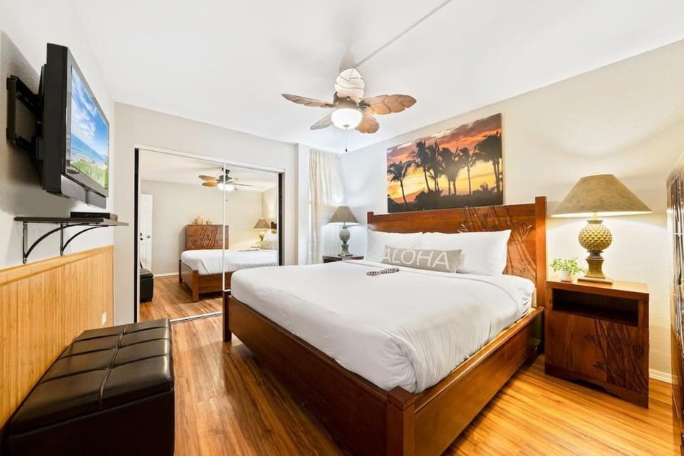 Island Sands 210 · IS 210 OceanFront Condo Expansive Ocean Views House in Maalaea