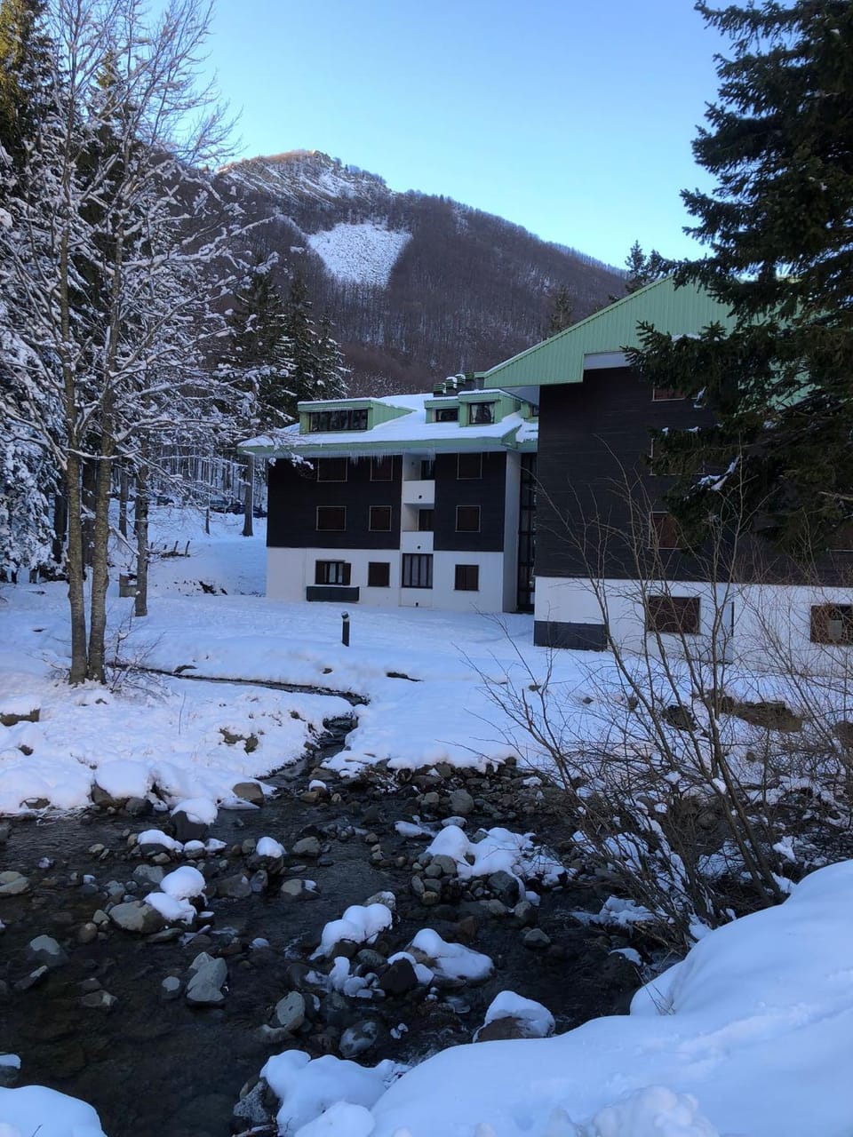 Property building, Winter