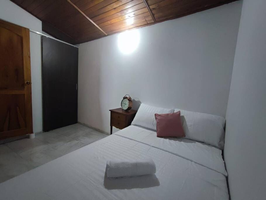 Bed, Bedroom, towels, wardrobe