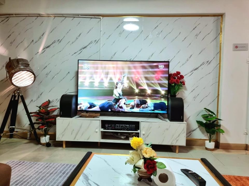 TV and multimedia, Living room