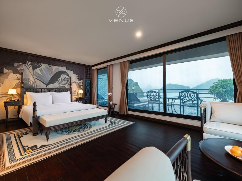 Bed, Natural landscape, View (from property/room), Balcony/Terrace, Living room, Photo of the whole room, Bedroom, Mountain view