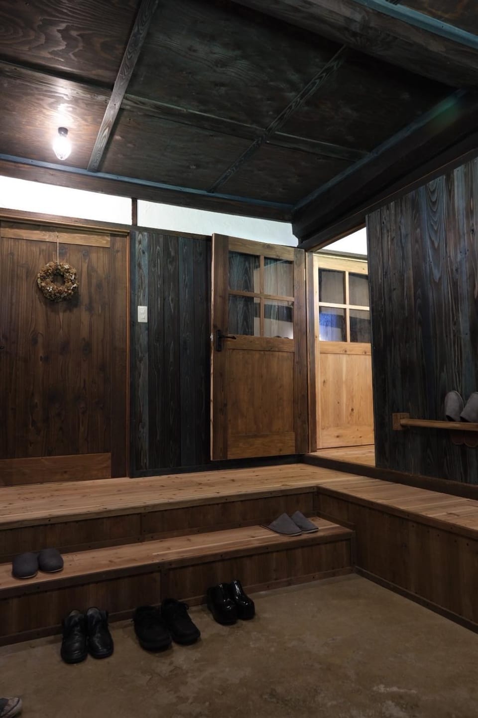 hostel+cafe たね Bed and Breakfast in Japan