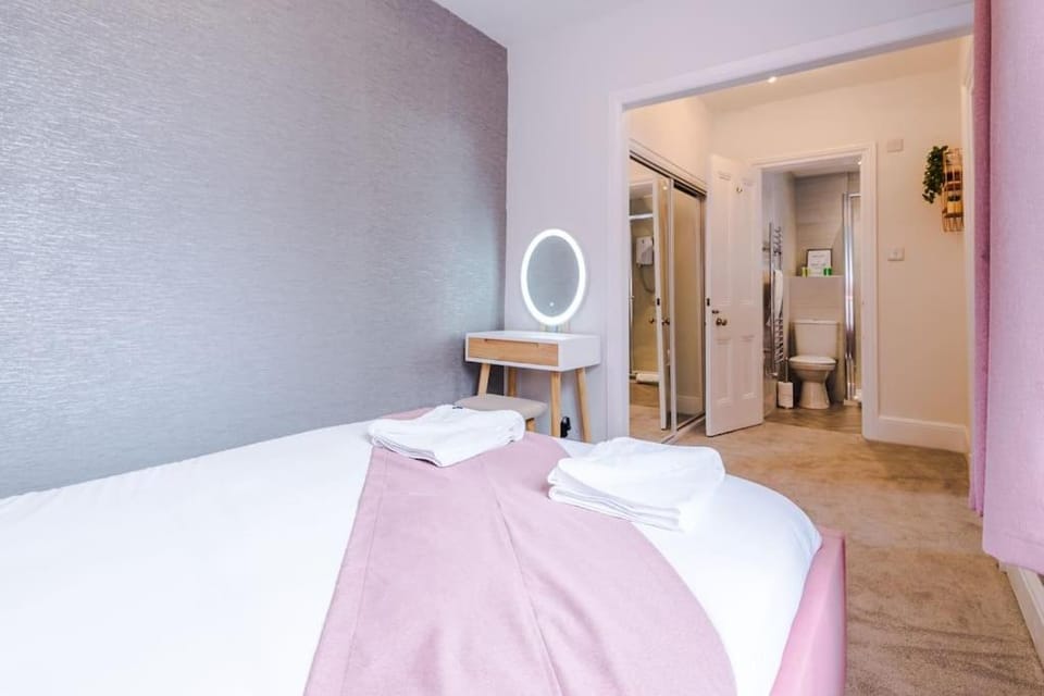 Pink Palace - Central Apartment Apartment in Chester