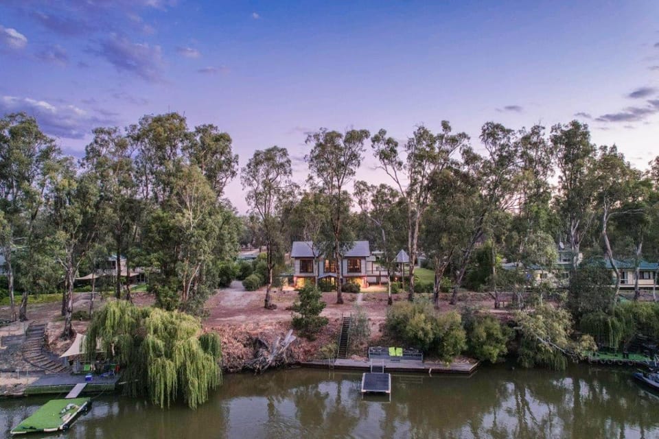 Banyandah - Echuca Holiday Homes House in Moama