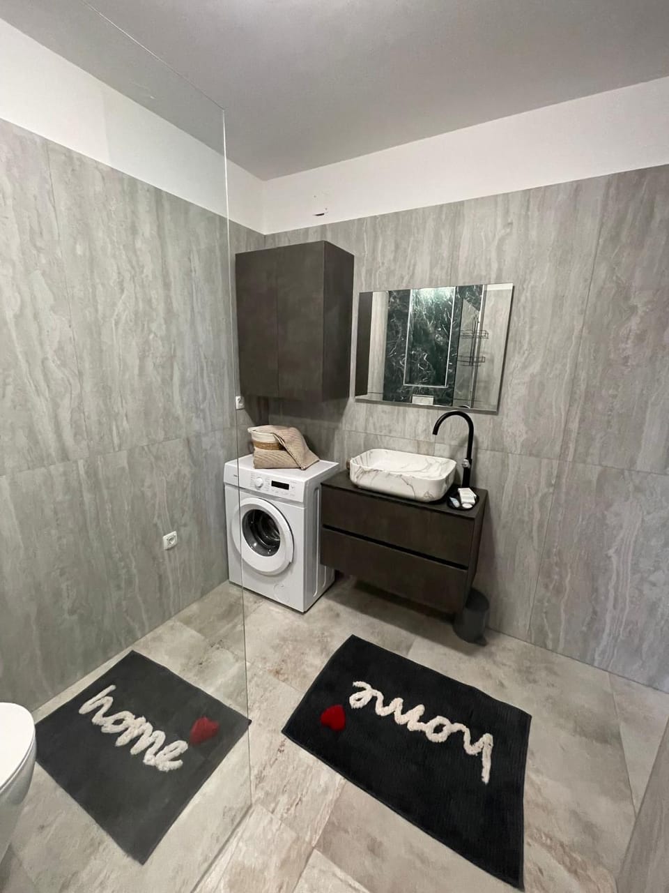Apartmani Karla Apartment in Okrug Gornji