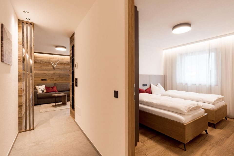 Living room, Bedroom