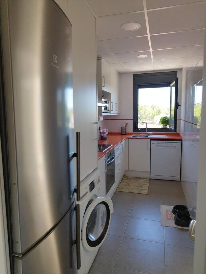 Kitchen or kitchenette, dishwasher, minibar, washing machine