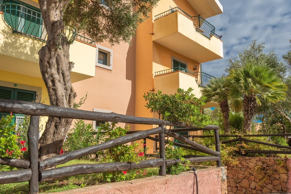 Quaint Residence I Mirti Bianchi 1 Bedroom Sleeps 2 persons num0488n Apartment in Santa Teresa Gallura