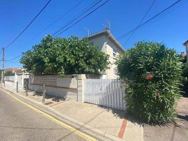 Appartement T3 plain pied terrasse wifi 4SARD32 Apartment ground floor, terrace and wifi Apartment in Canet-en-Roussillon