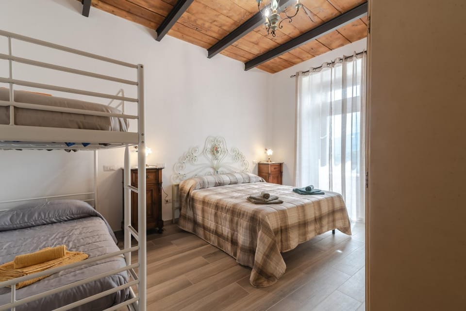 Property building, Living room, Bedroom