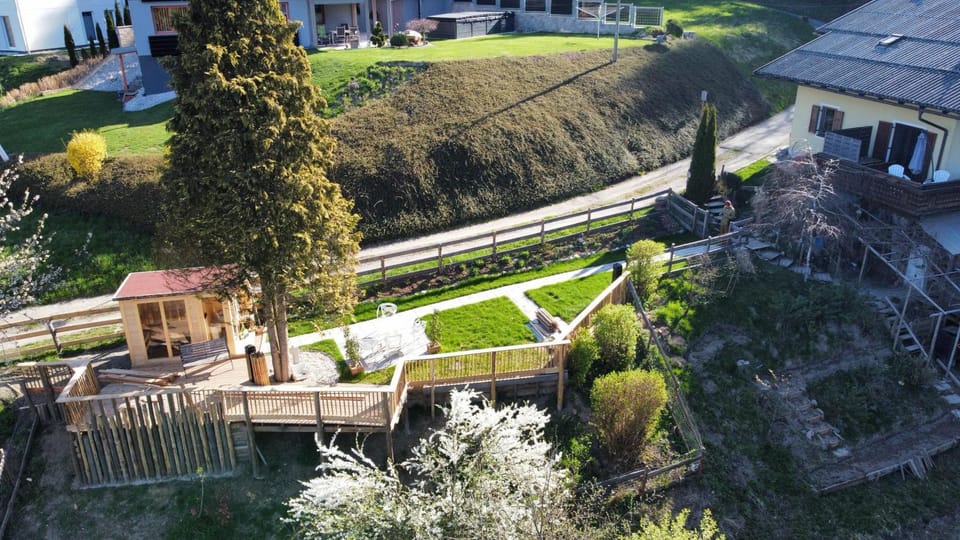 Property building, Garden, Sauna, Seating area, Garden view