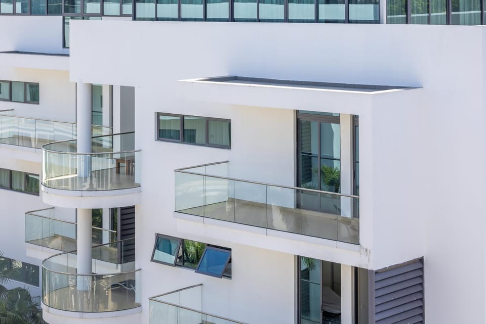 Property building, Balcony/Terrace