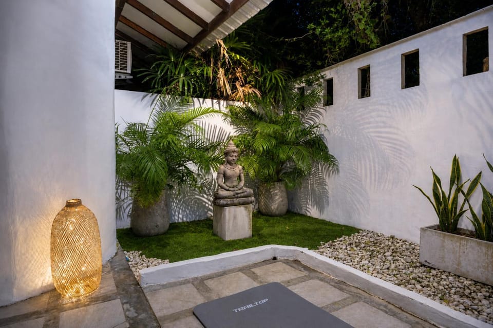Island`s Pearl Home with Private Patio Quiet & Peaceful, Hin Kong Villa in Ko Pha-ngan Sub-district