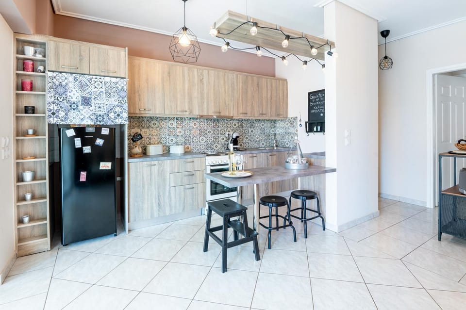 Riviera Retreat Relaxing Vacation Apartment by the Sea in Voula Apartment in East Attica Regional Unit, Greece