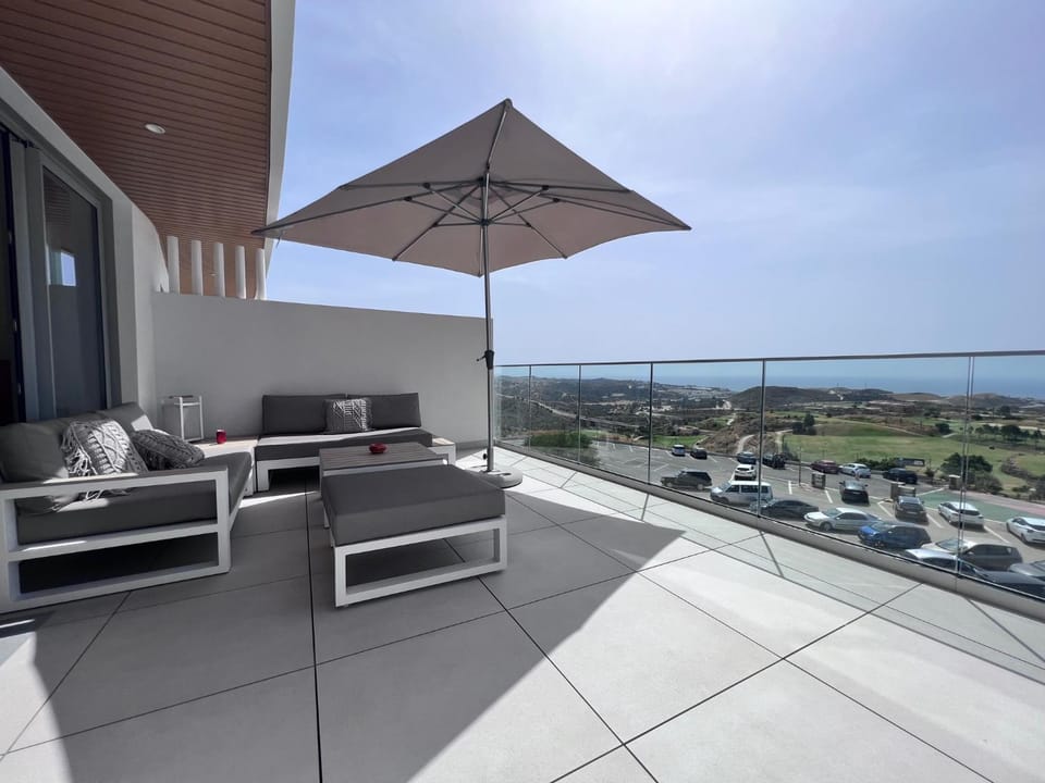 Balcony/Terrace, Balcony/Terrace
