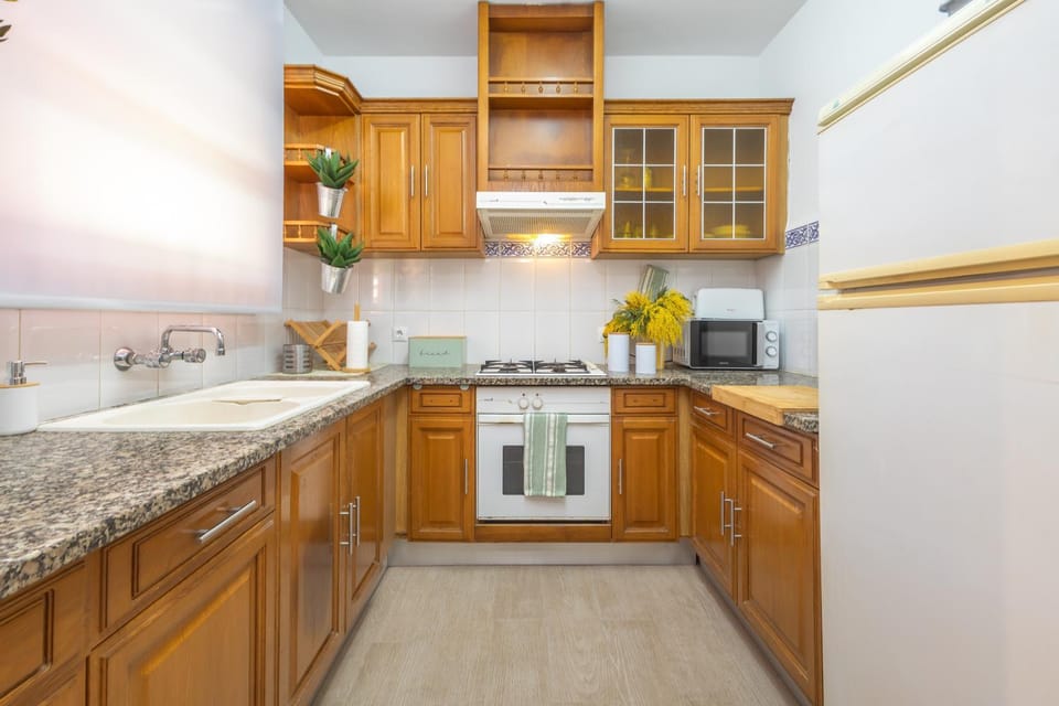 Kitchen or kitchenette, Living room