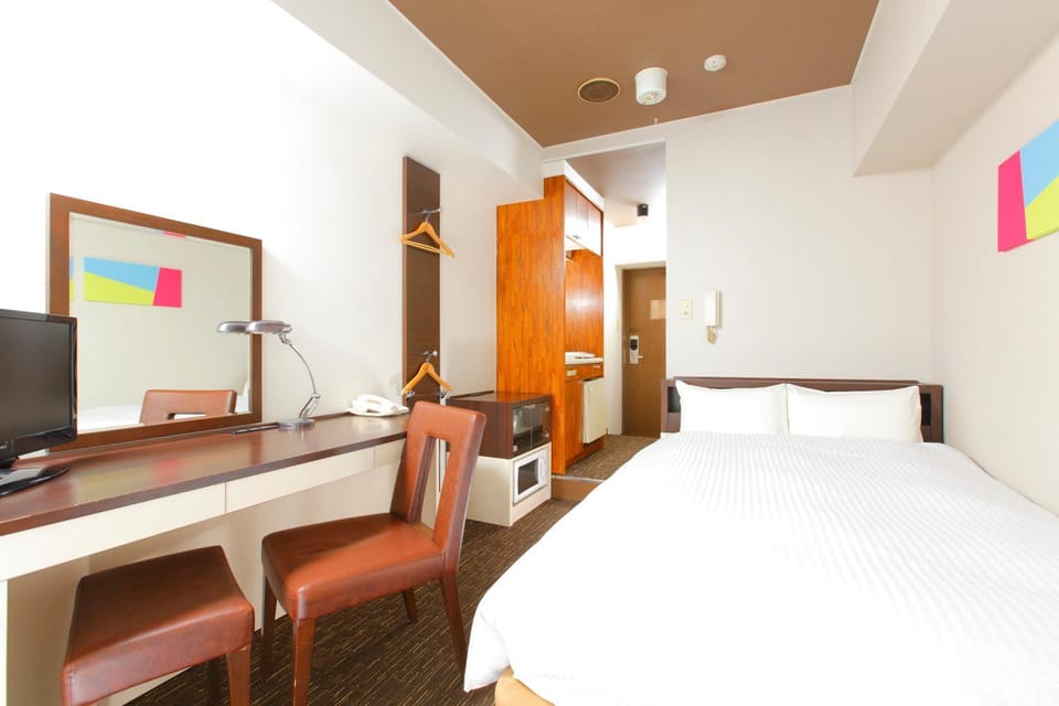 Bed, Photo of the whole room