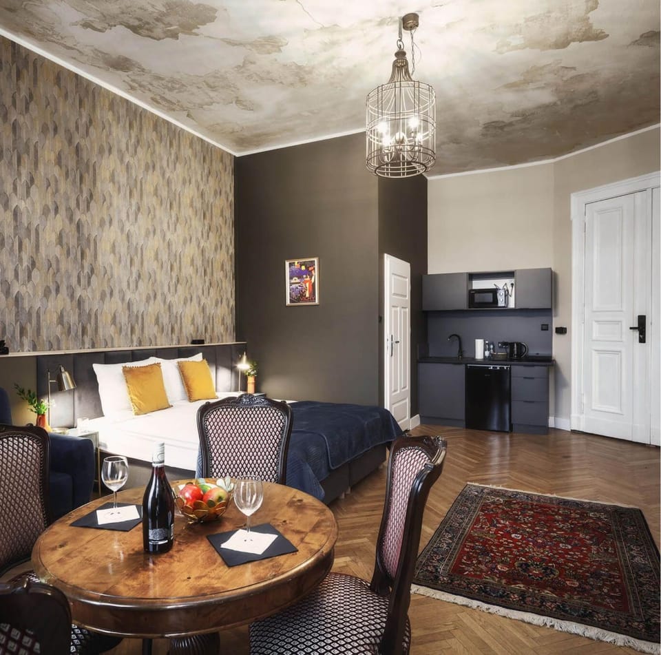 Kitchen or kitchenette, Photo of the whole room