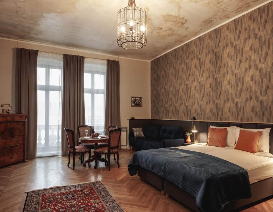 Bed, Photo of the whole room