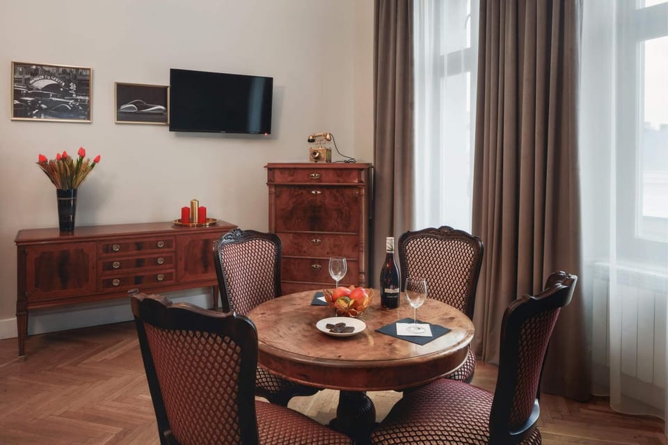 Seating area