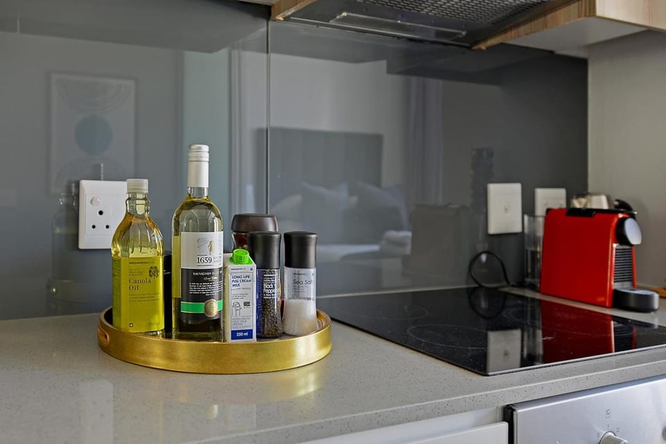 Coffee/tea facilities, Kitchen or kitchenette