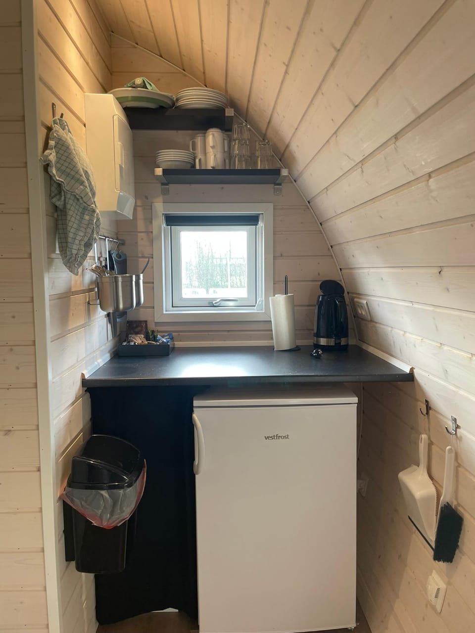 Coffee/tea facilities, Kitchen or kitchenette