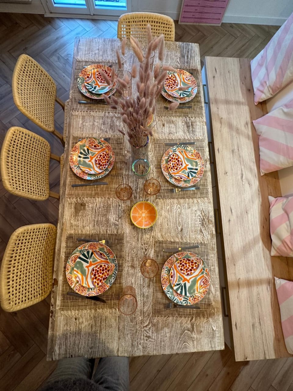 Food and drinks, Dining area