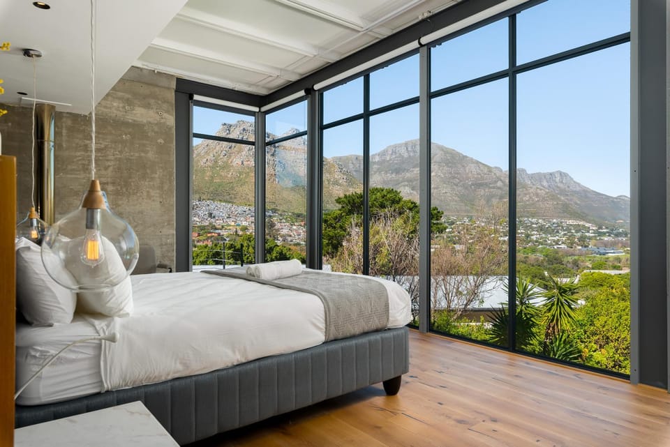 Nooitgedacht Drive 21 House in Cape Town