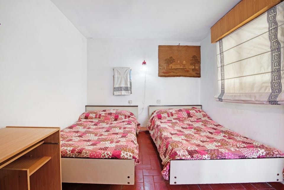 Property building, Living room, Bedroom