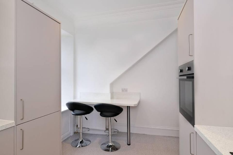 Luxury West End Apartment Apartment in Aberdeen