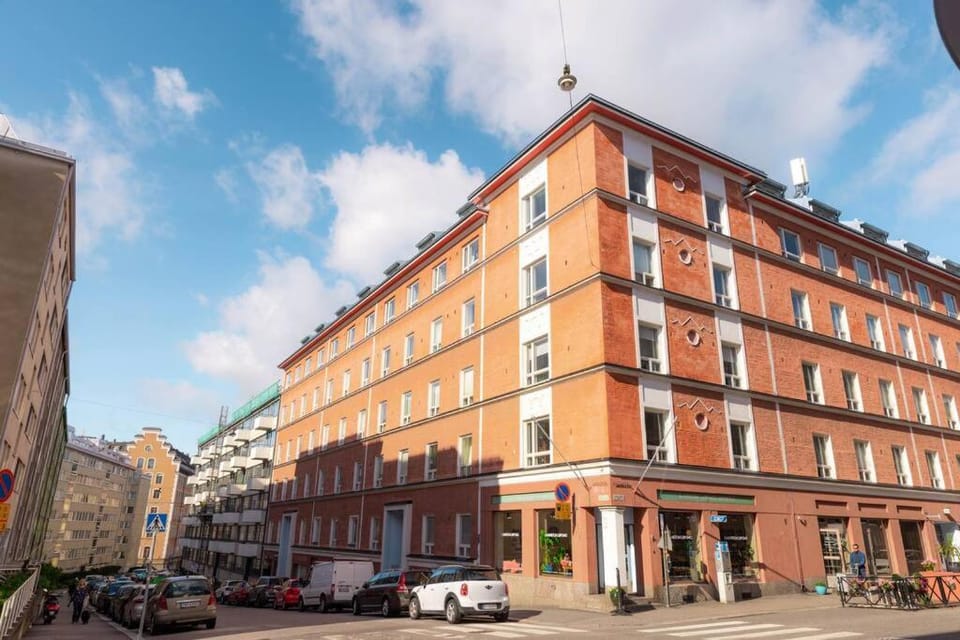 Peaceful 1BR in Design District Apartment in Helsinki