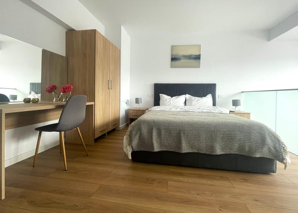Bed, Photo of the whole room, Bedroom, wardrobe