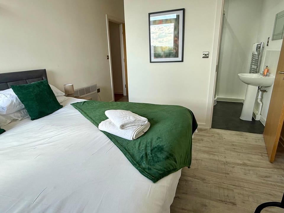Bathroom, Bedroom