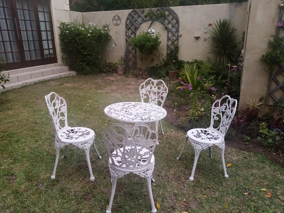 Inner courtyard view