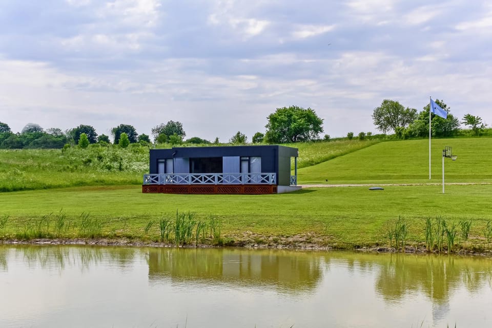Property building, Natural landscape