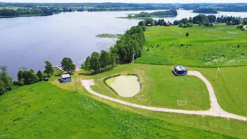 Bird's eye view, Lake view