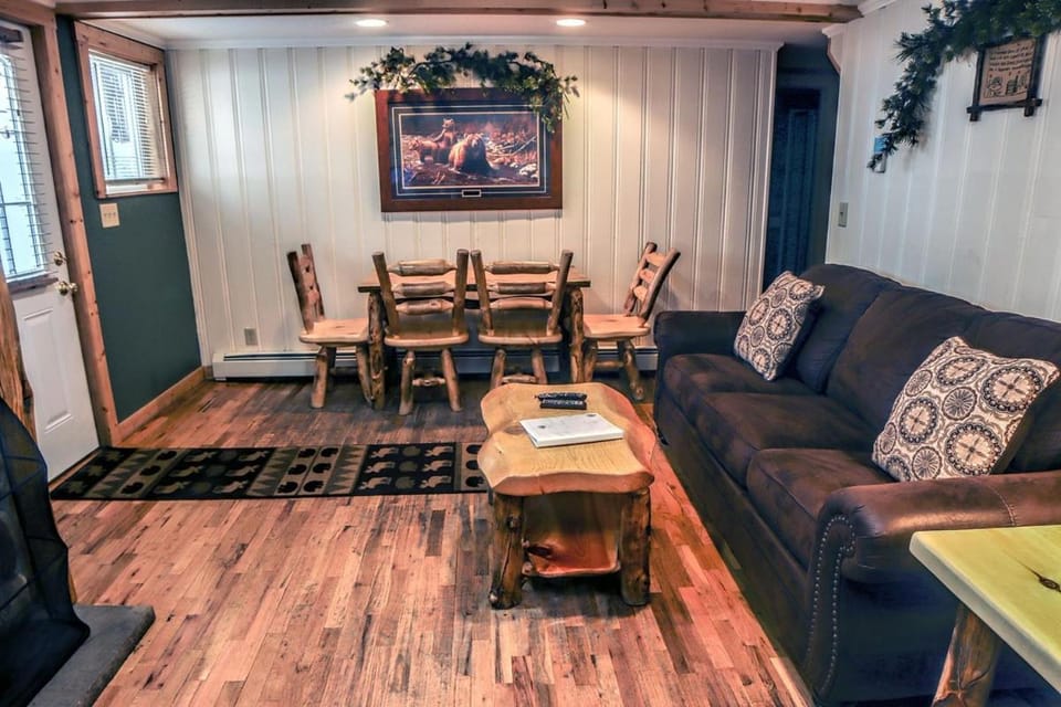 Timber Creek Chalets- 3 chalet Chalet in Estes Park