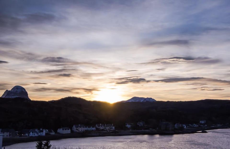 Mountain view, Sea view