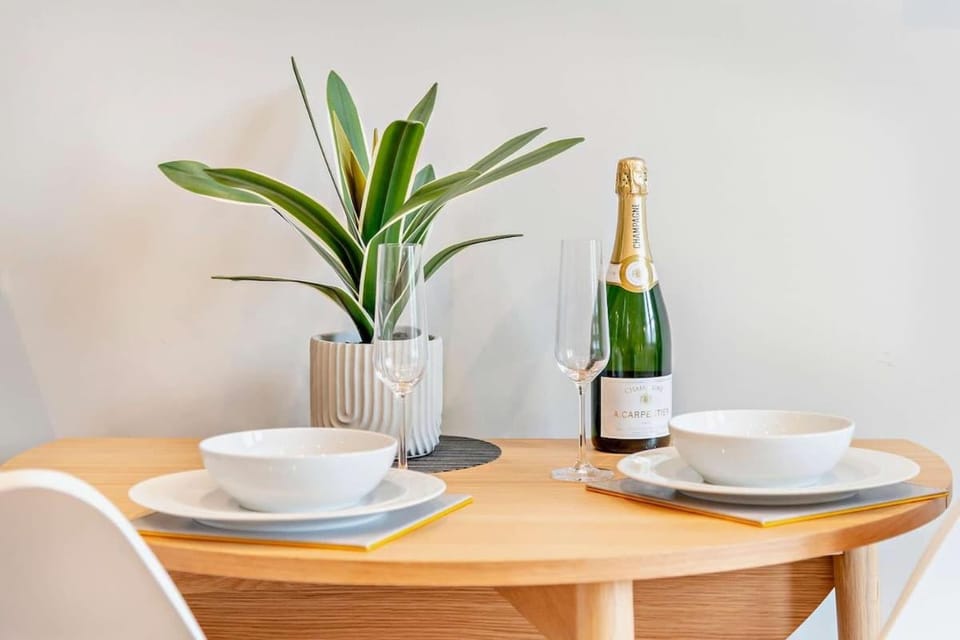 Beach Walk Southbourne SOBO Beach Sleeps 4 Apartment in Bournemouth