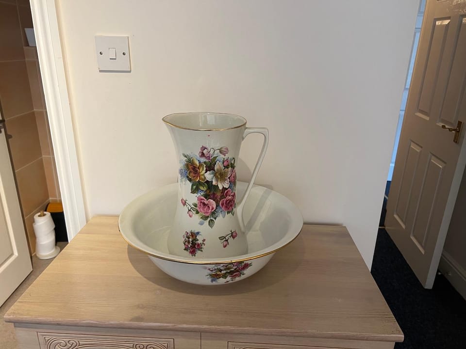 One Queens Gardens, Sea View Apartment, Eastbourne. Apartment in Eastbourne