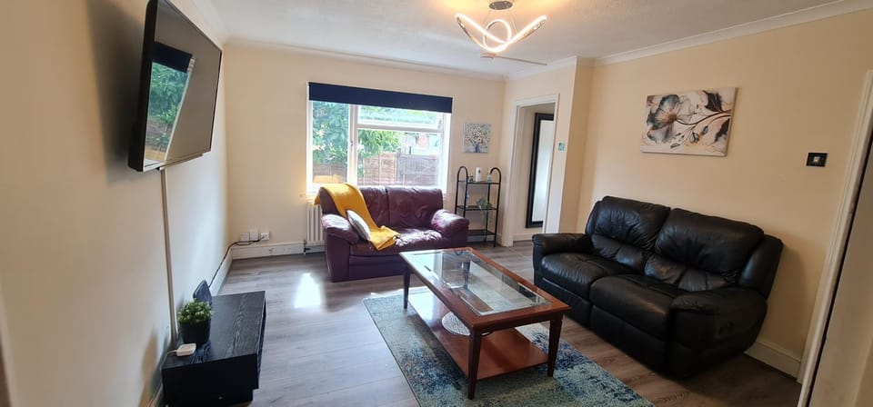 Communal lounge/ TV room, TV and multimedia, Evening entertainment