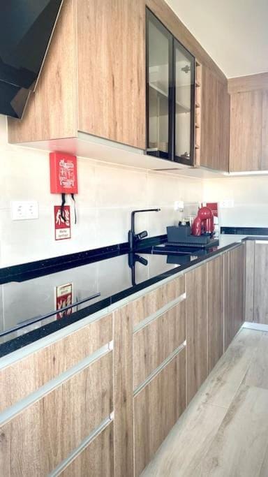 Kitchen or kitchenette, pet friendly, stove