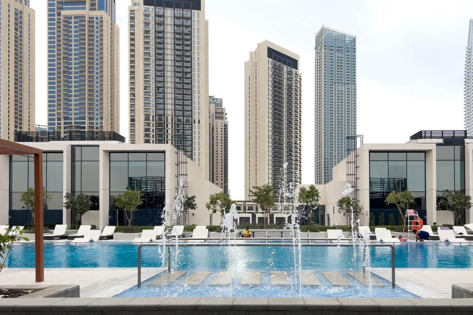 Property building, Swimming pool