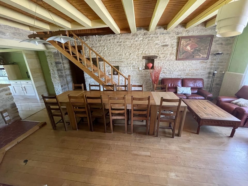 Communal lounge/ TV room, Living room, Dining area