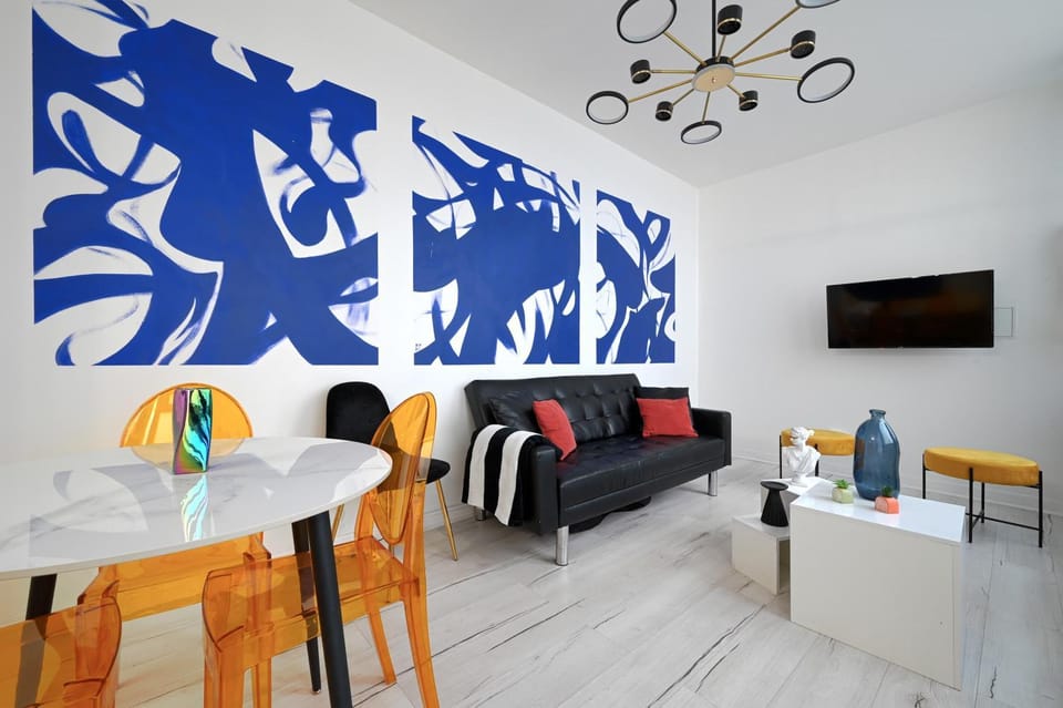 Modern Large Studio Apartment for 3 Apartment in Paris