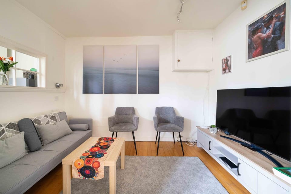 Look No Further The Stable Block in Beautiful Beaufort House 2 Bedrooms Apartment in Bath