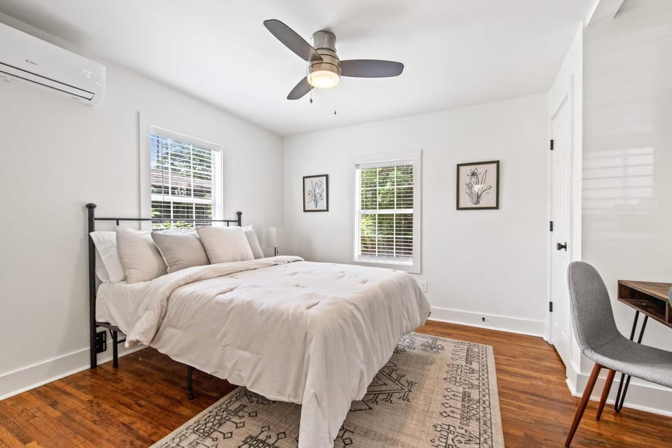 Saints Street Charmer House in Lafayette
