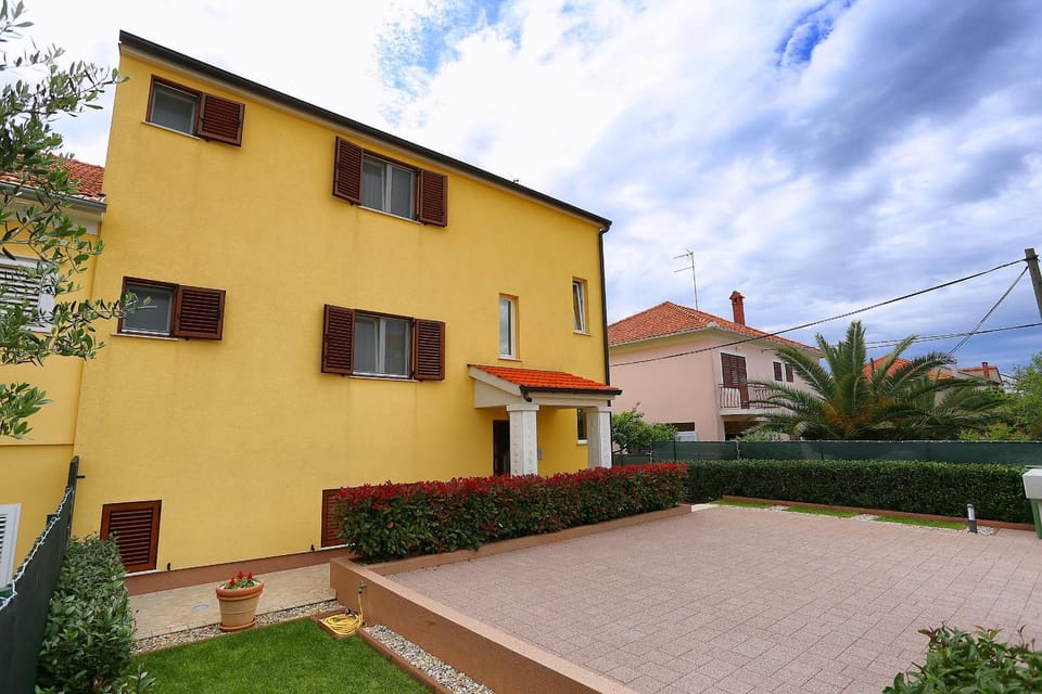Patio, Facade/entrance, Lobby or reception