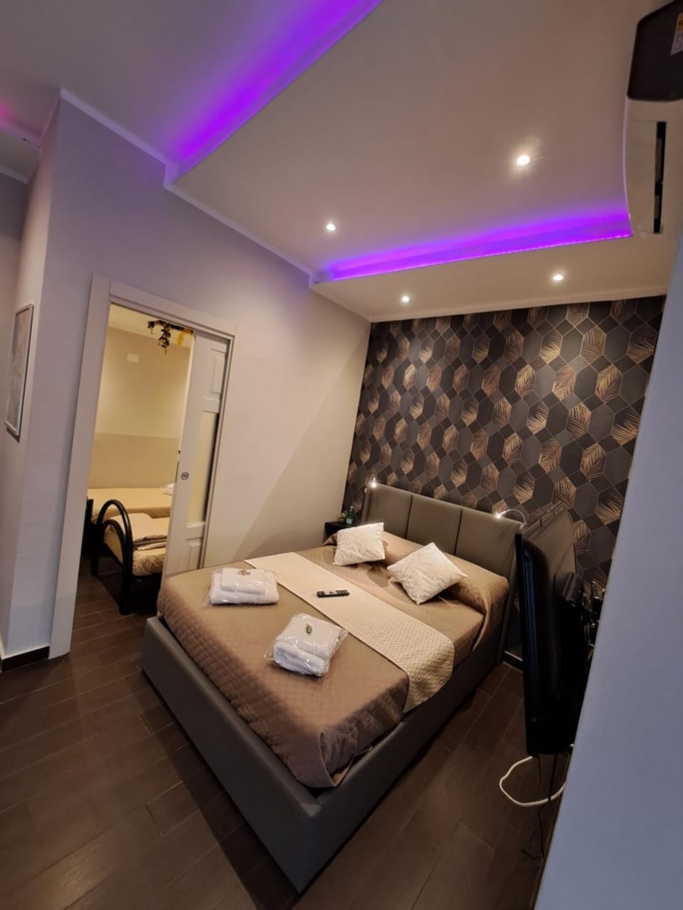 Aircraft services rooms Bed and Breakfast in Naples